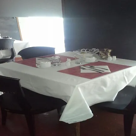 فندق Mercado By Gaiarooms 2*