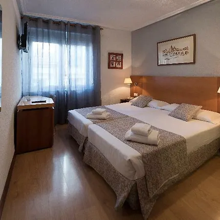 فندق Mercado By Gaiarooms 2*